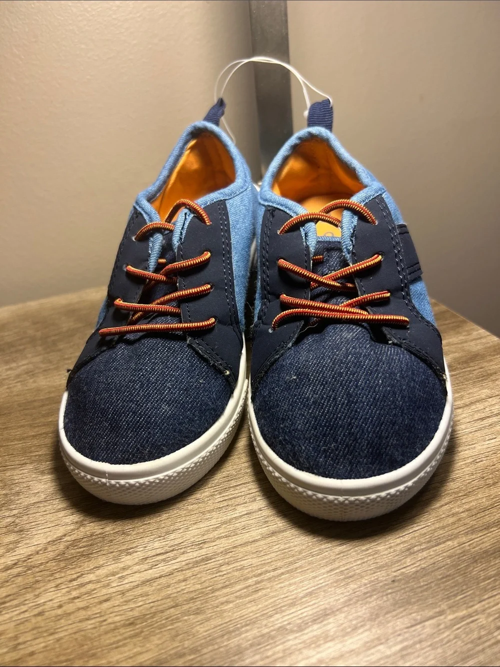 Carters stylish low